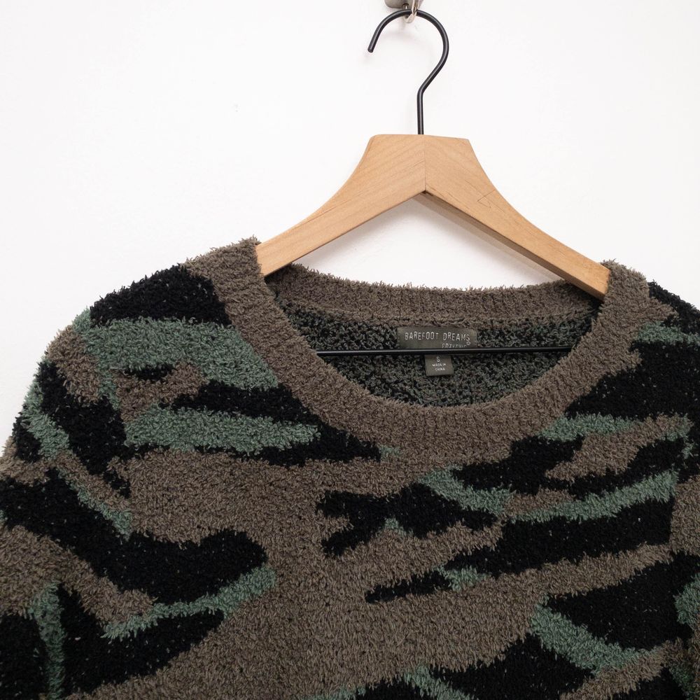 Barefoot Dreams CozyChic Seaside Crew-Neck Pullover Camo Size Small - Picture 6 of 10